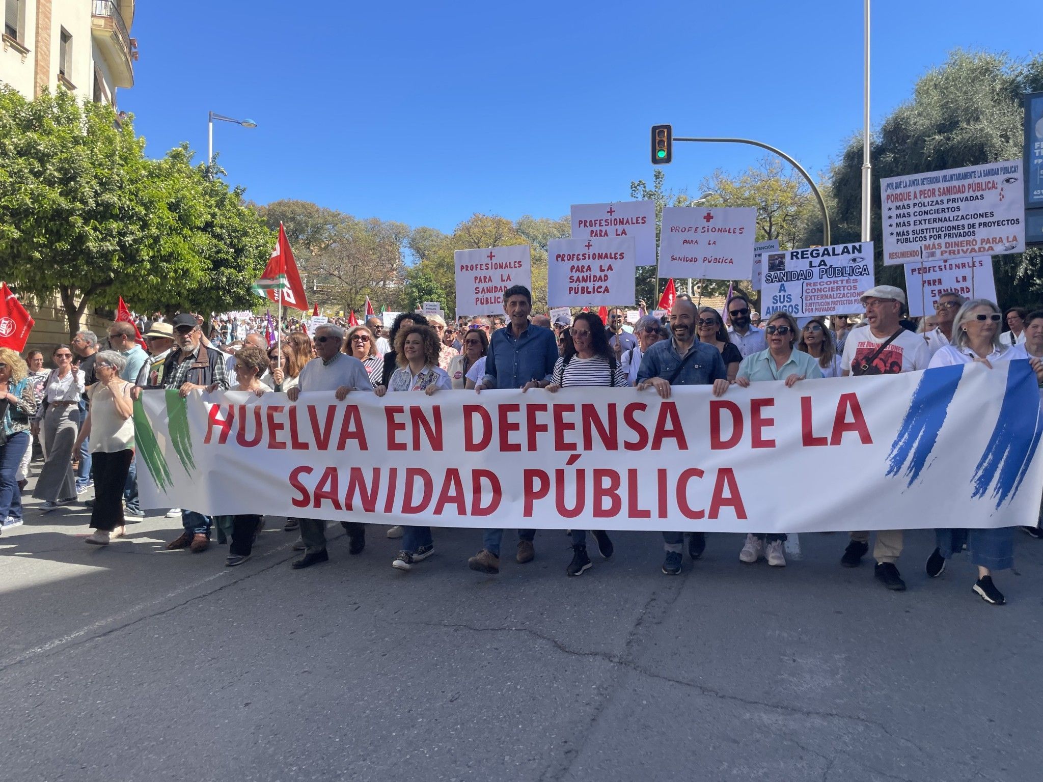 Limón pide a Moreno Bonilla que atienda el clamor ciudadano que implora poner fin al desarme de la sanidad pública y la recuperación de servicios