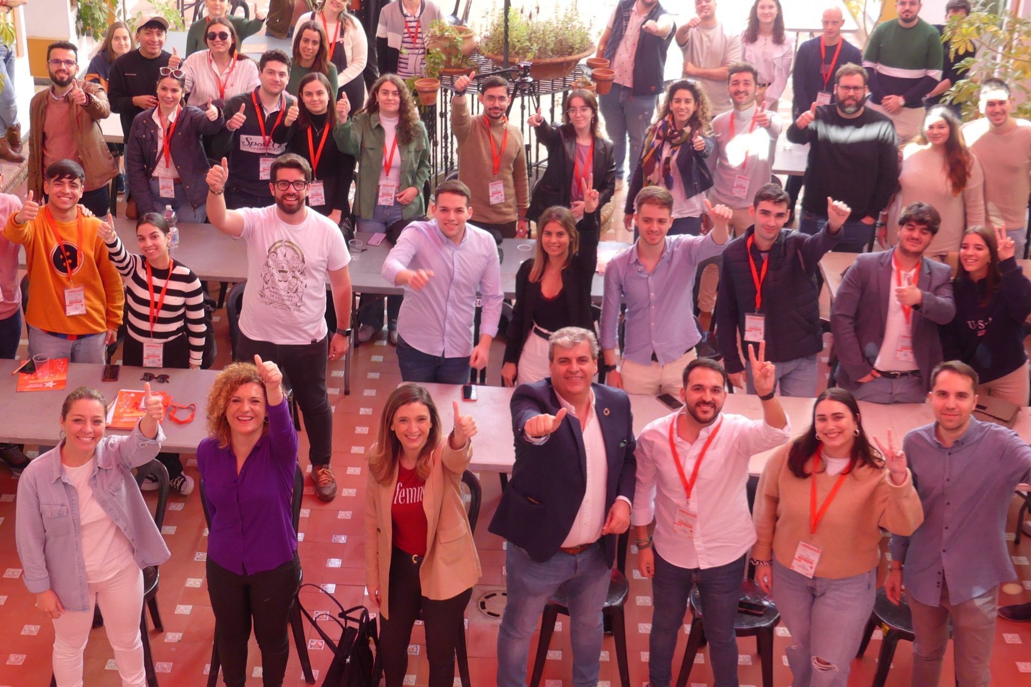 Limón subraya el papel clave de la juventud en el PSOE en la modernización y consecución de derechos, y pide que luchen ante el desdén del PP