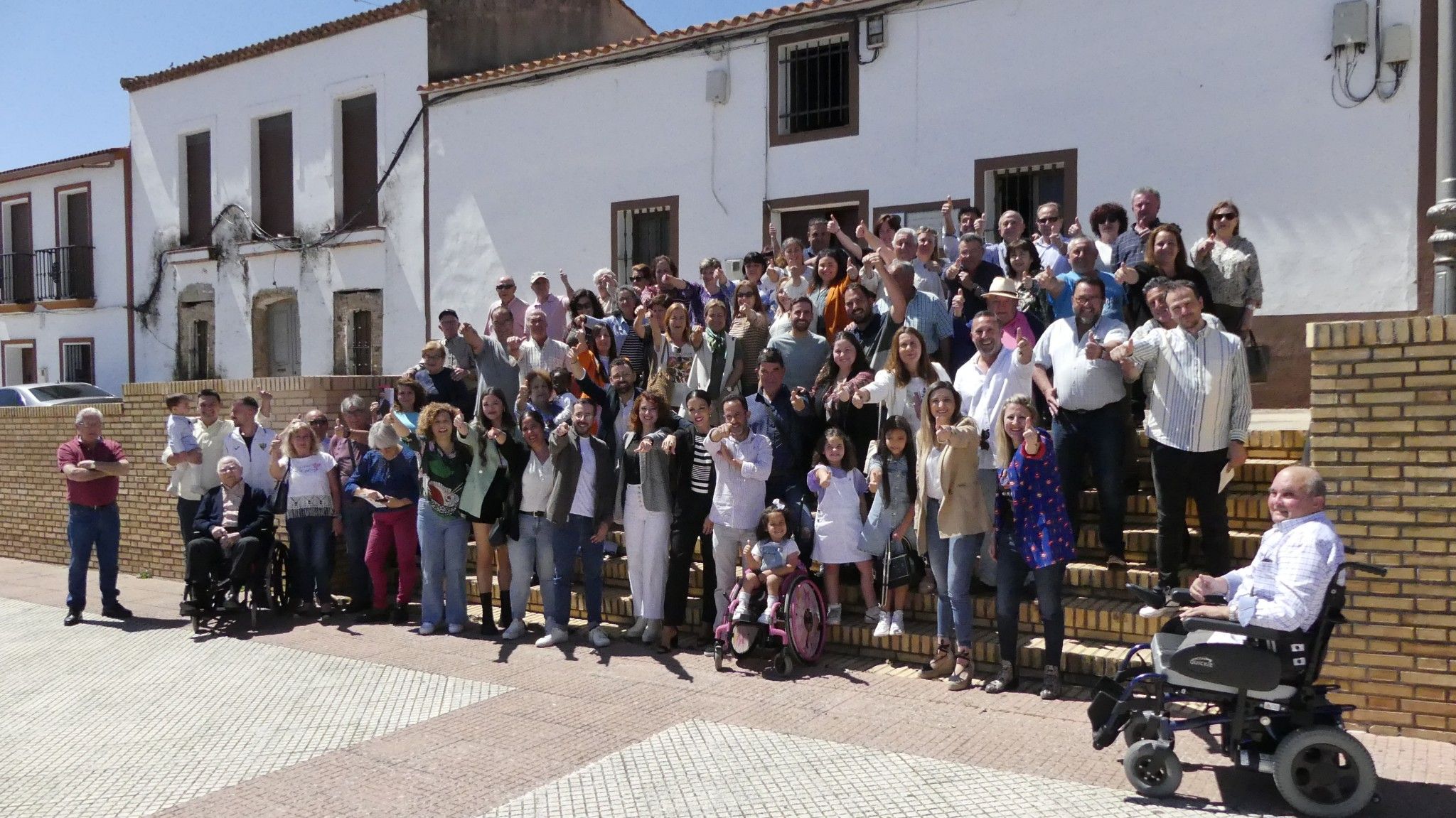El candidato en Villanueva de las Cruces, José Antonio Leal, avala juventud y formación para recuperar la Alcaldía, devolver ilusión y proyectar el municipio