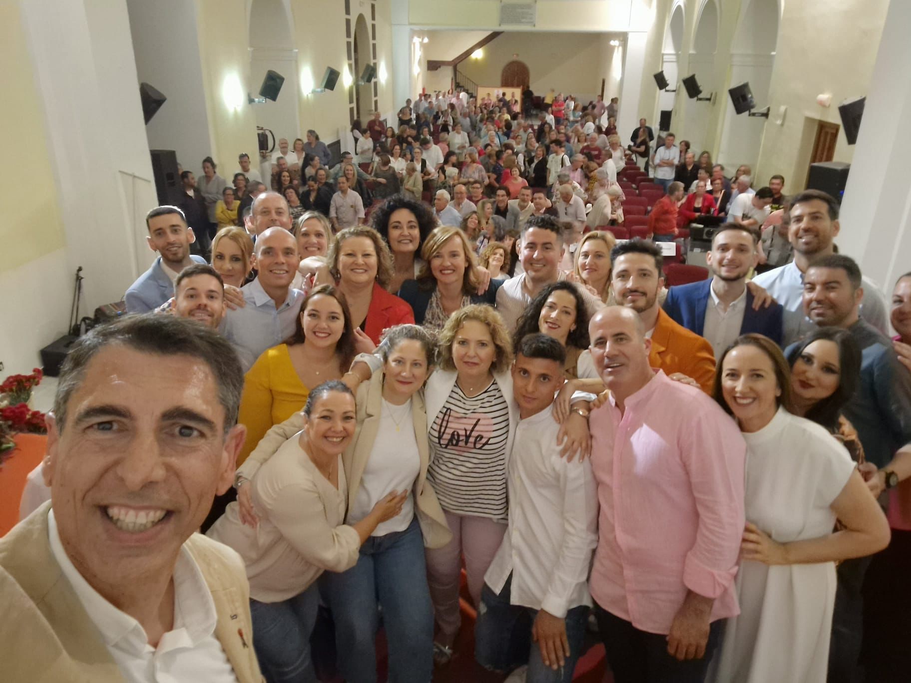 Pilar Alegría ensalza la fuerza del PSOE en Gibraleón que llevará a Lourdes Martín a revalidar la Alcaldía con una mayoría aplastante