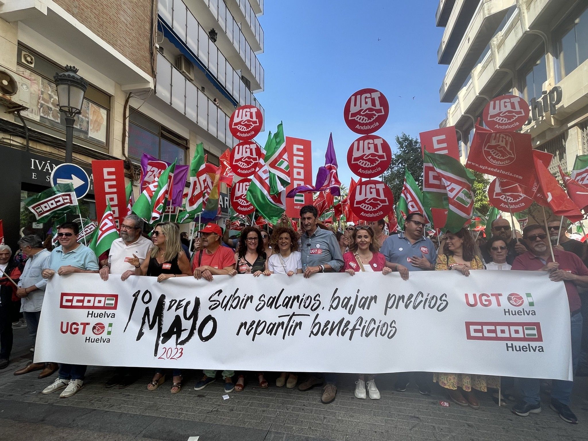 1º de Mayo.-  Limón ensalza las medidas del Gobierno de España para mejorar la situación laboral y pide “no consentir ni un paso atrás en lo conseguido”