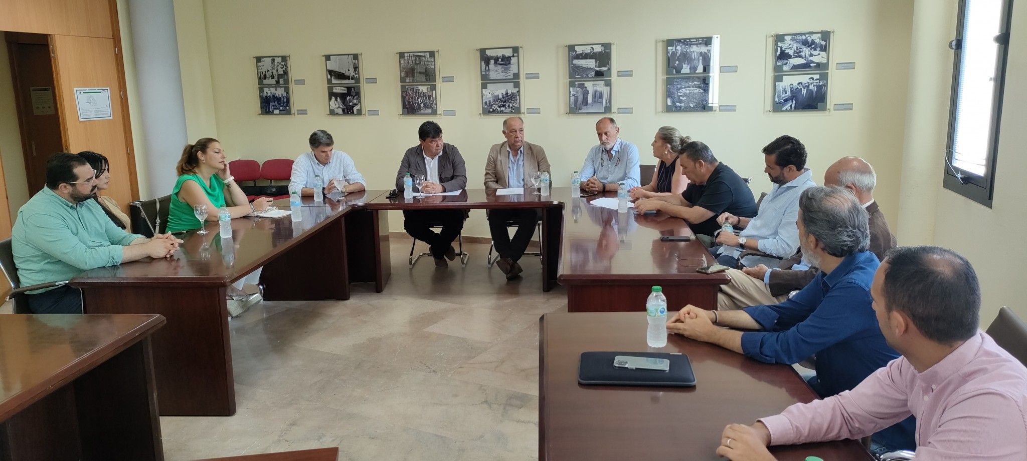 Gabriel Cruz considera fundamental refrendar el compromiso con Huelva y con los sectores económicos, claves para progresar, crecer y desarrollarnos