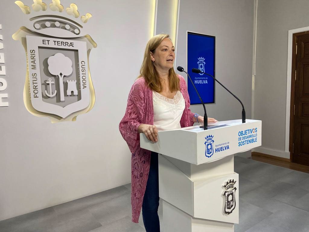 El PSOE denuncia la “situación límite” de la sanidad en la capital este verano con urgencias en un solo centro de salud