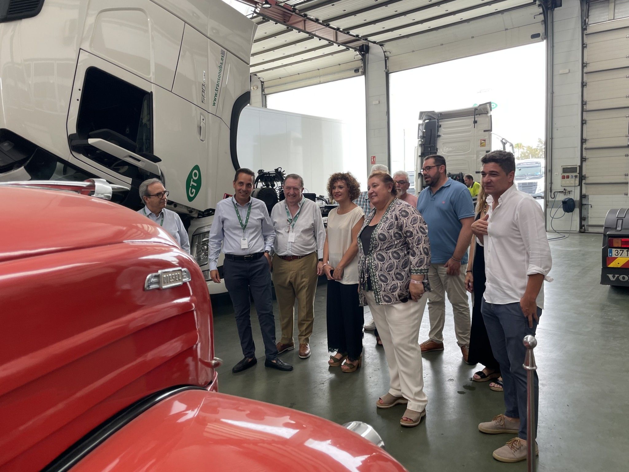 Limón destaca el respaldo del Gobierno del PSOE a los transportistas prorrogando la bonificación del combustible para seguir ayudando al sector