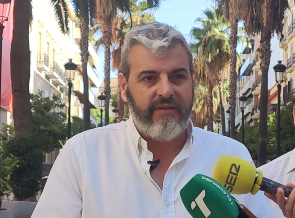El PSOE critica el que “silencio dañino” del alcalde de Almonte por la privatización del servicio de agua con Aqualia para los núcleos Matalascañas, El Rocío y Matalagrana
