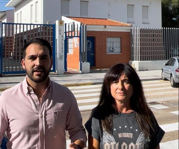 El PSOE denuncia el “abandono total de la Junta” a los alumnos del IES Saltés de Punta Umbría
