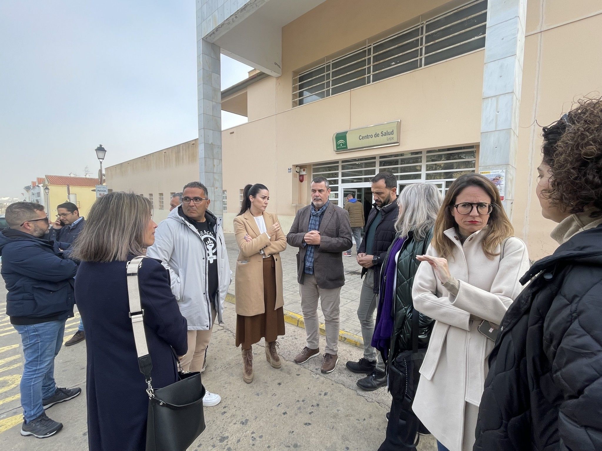 Bella Canales pide refuerzos en salud mental de Lepe, que atiende a toda la Costa con solo un psiquiatra y un psicólogo para más de 100.000 personas