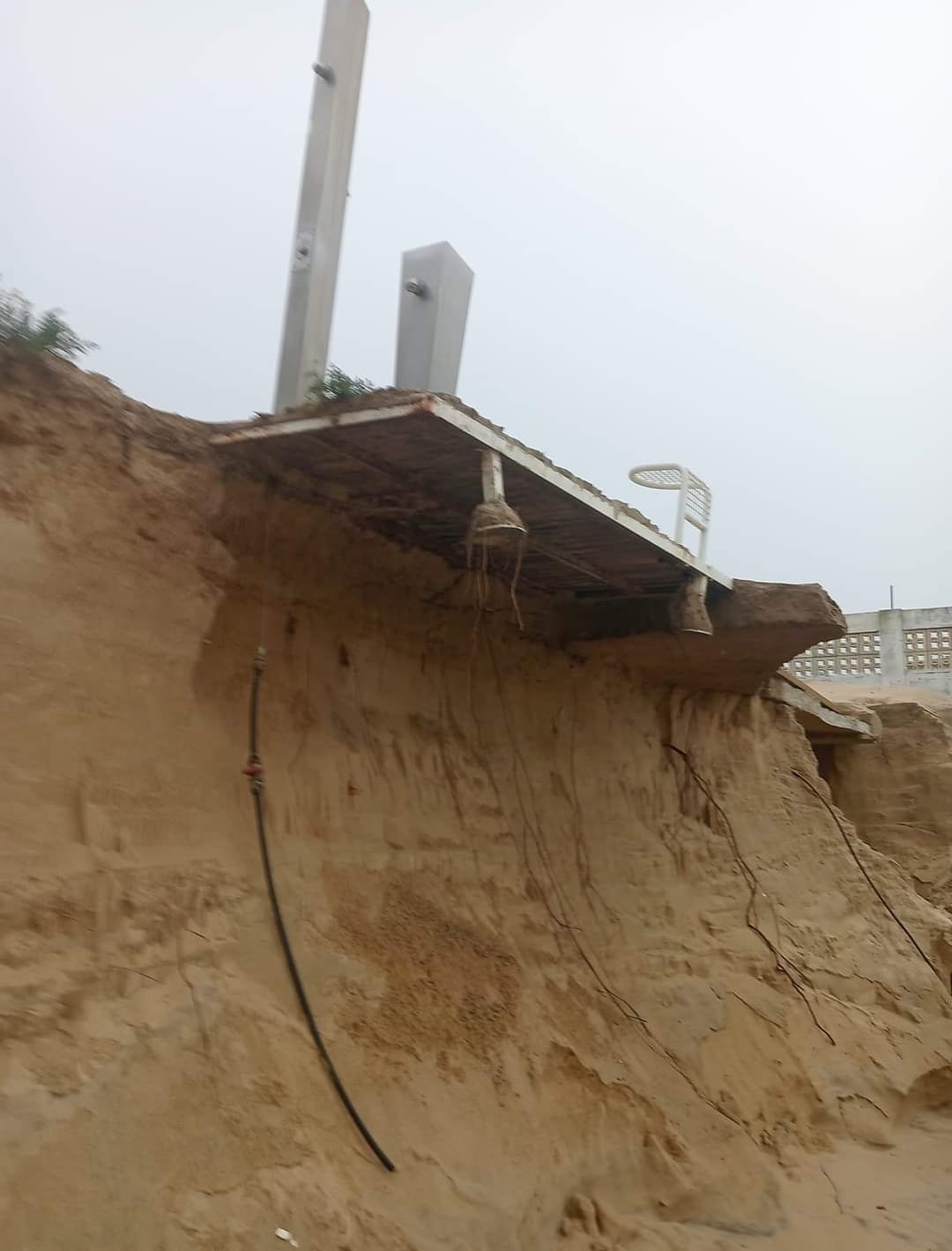 El PSOE de Punta Umbría acusa a Cansino de desatender completamente las plataformas de las duchas de las playas