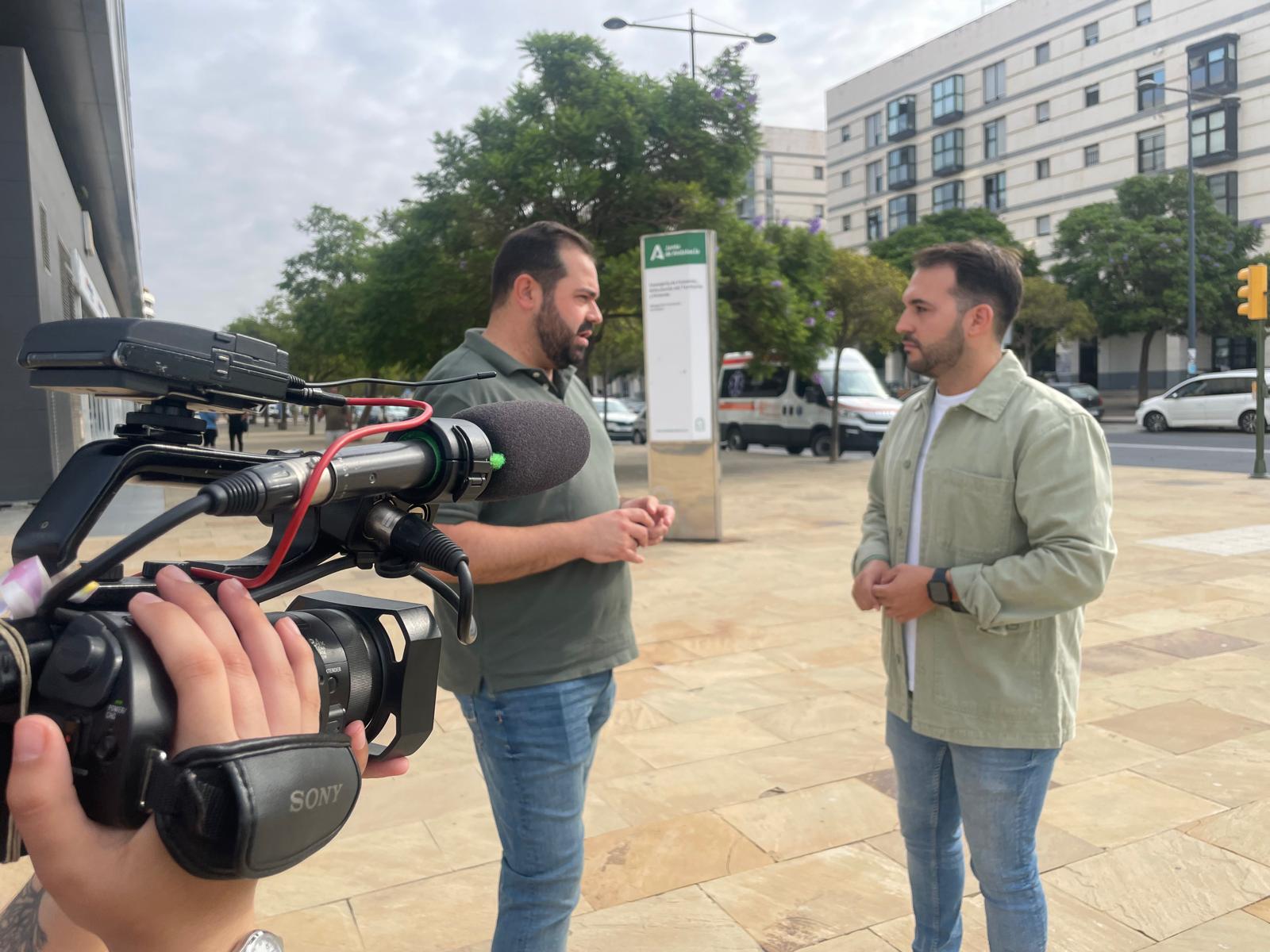 Huete: “Nuevo ataque de Moreno Bonilla a la juventud de Huelva al quitarnos más de 1,5 millones de euros del bono de alquiler joven”