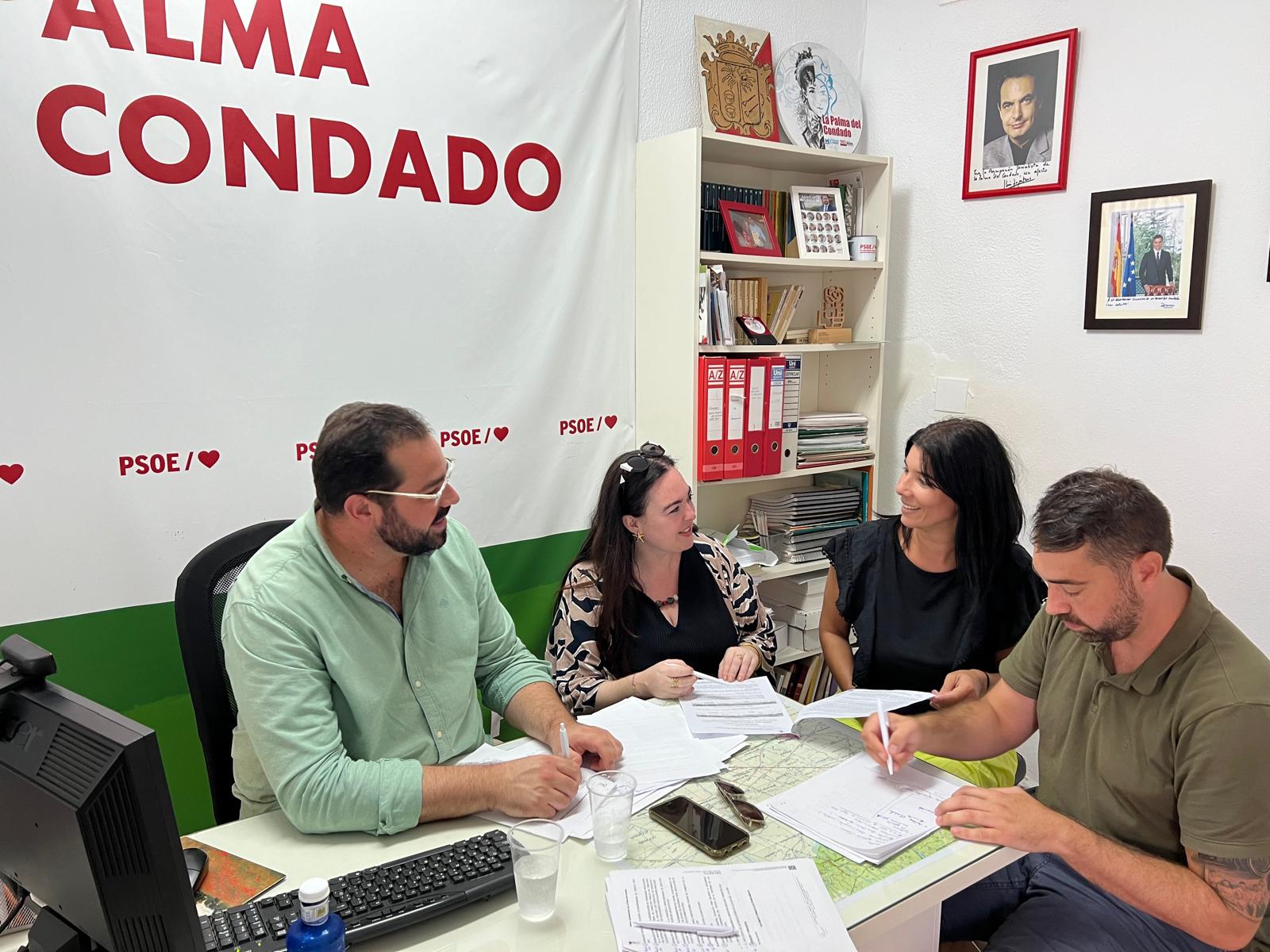 El PSOE de La Palma del Condado arranca el compromiso del equipo de Gobierno para establecer medidas eficaces de seguridad en las zonas escolares