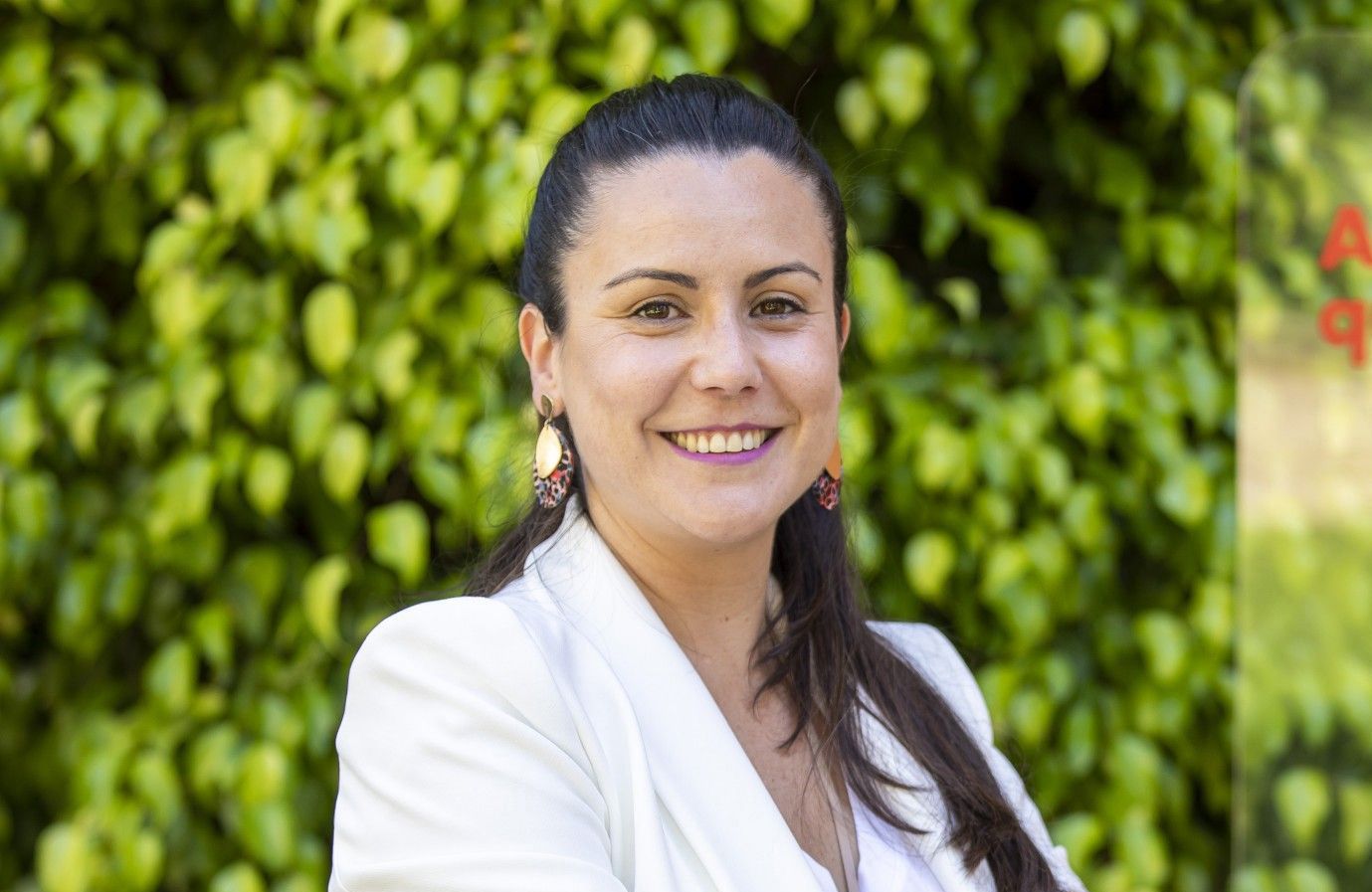 Bella Canales exige al nuevo alcalde del PP que mire para Lepe y no para las siglas porque tiene mucho trabajo ante una ciudad abandonada y en decadencia