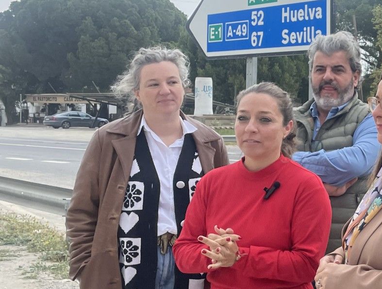 PSOE de Almonte exige a Moreno Bonilla que arregle la A-483, prometida en 2018, con una nueva romería que pone en peligro a miles de personas