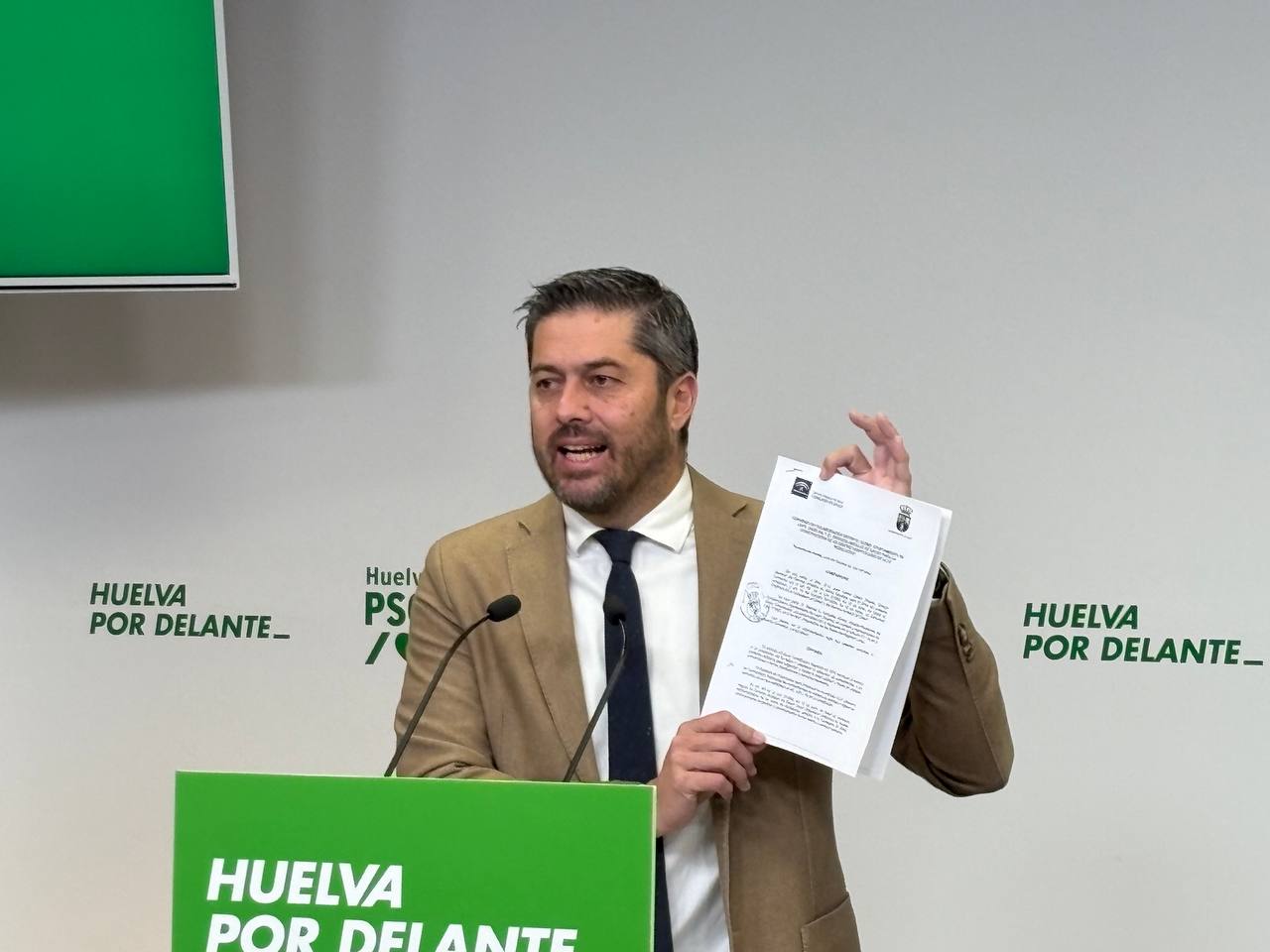 Ocho años de gobierno de Moreno Bonilla sin Materno Infantil y con los chares paralizados por la dejadez y las mentiras del Partido Popular