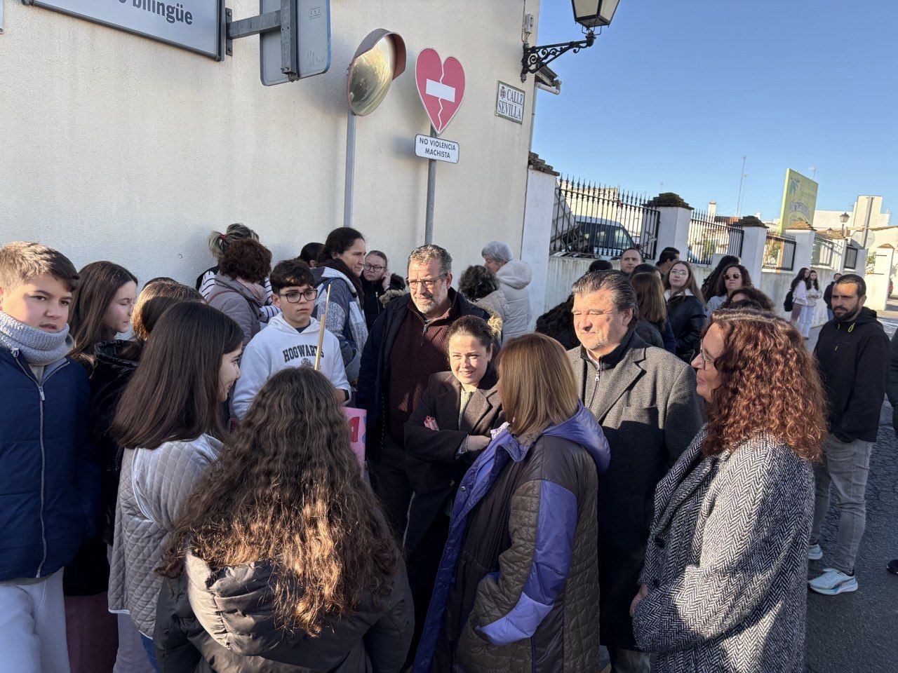 El PSOE llevará al Parlamento andaluz la falta de profesorado de inglés en el IES Dolmen de Soto de Trigueros