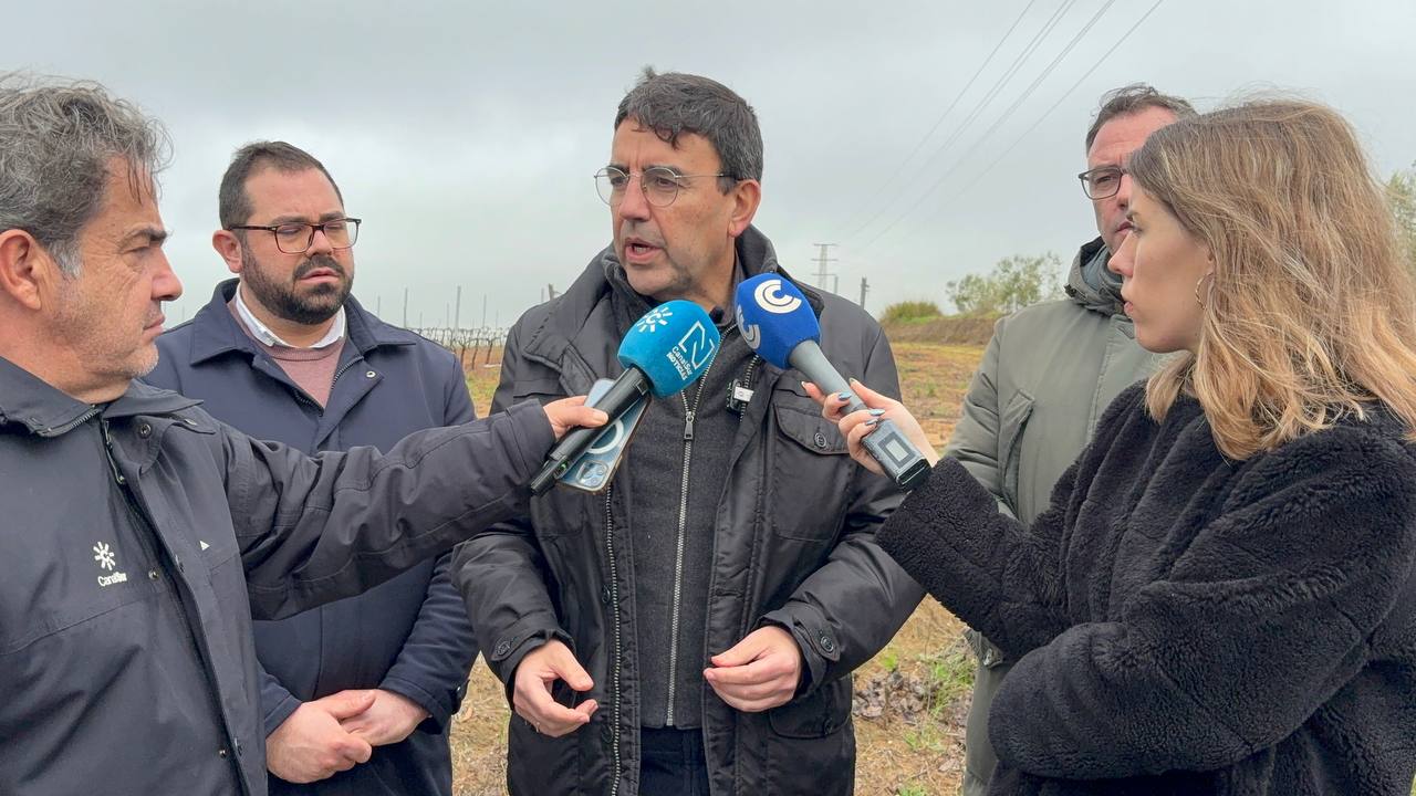 El PSOE asegura que el Gobierno tiene «la máxima atención» en Matalascañas y critica «la tozudez» del alcalde