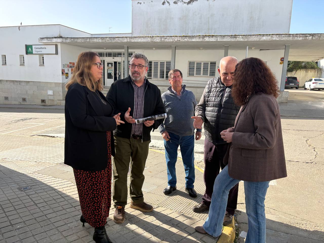 El PSOE denuncia desde Trigueros el “engaño” de Moreno Bonilla con la sanidad pública y exige el quinto médico real y una ambulancia medicalizada