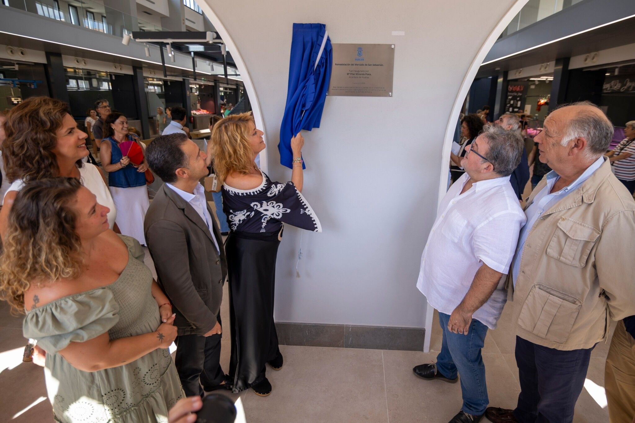 El PSOE denuncia que el Mercado de San Sebastián sigue sin aire acondicionado ocho meses después de su inauguración