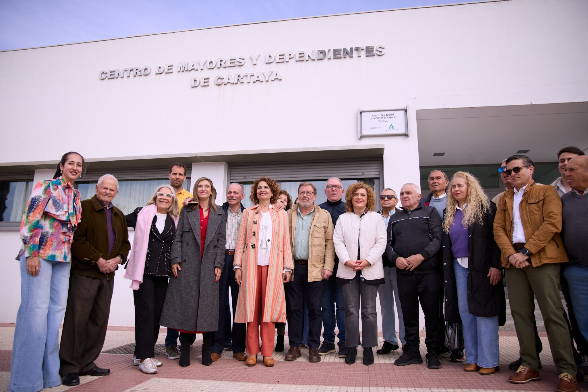 María Jesús Montero prioriza recuperar la ayuda a la dependencia en Andalucía ante las demoras “intolerables” del servicio con Moreno Bonilla
