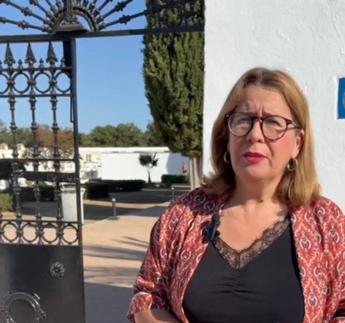 1-Rosa-Tirador-cementerio-Beas-8